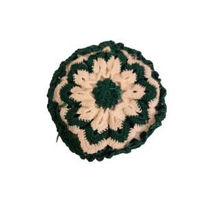 VINTAGE CROCHET HANDMADE DOILY GREEN WHITE CHRISTMAS FLOWER ORNAMENT WALL HANGER